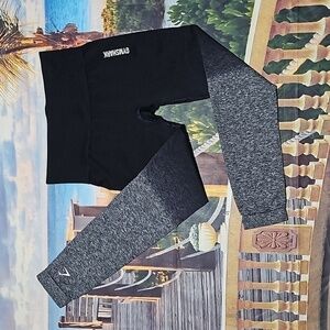 Gymshark Black Gray Yoga Workout Gym Running Capri Leggings Size‎ Small